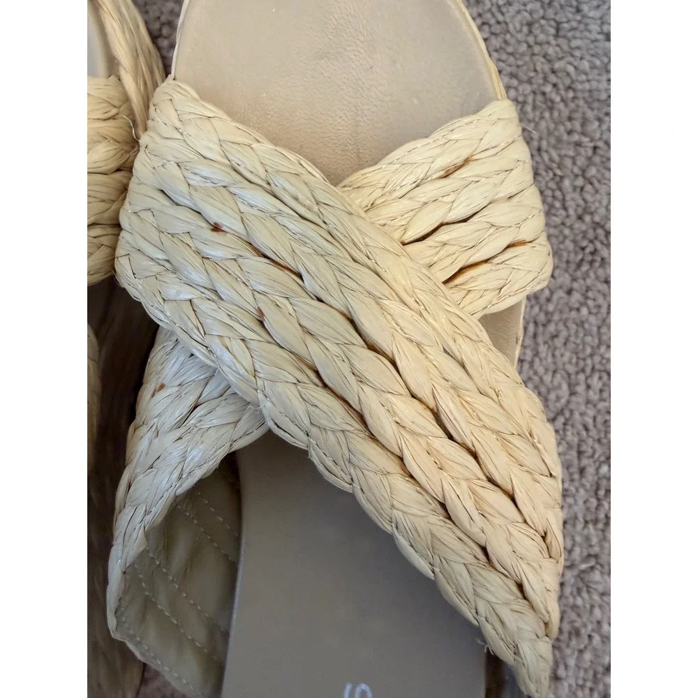 J/Slides NYC Womens 9 Beige Woven Straw Raffia Crisscross Platform Slide Sandals